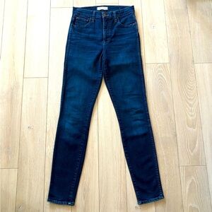 Madewell 10” High Rise Skinny Jeans in Dark Blue Size 26